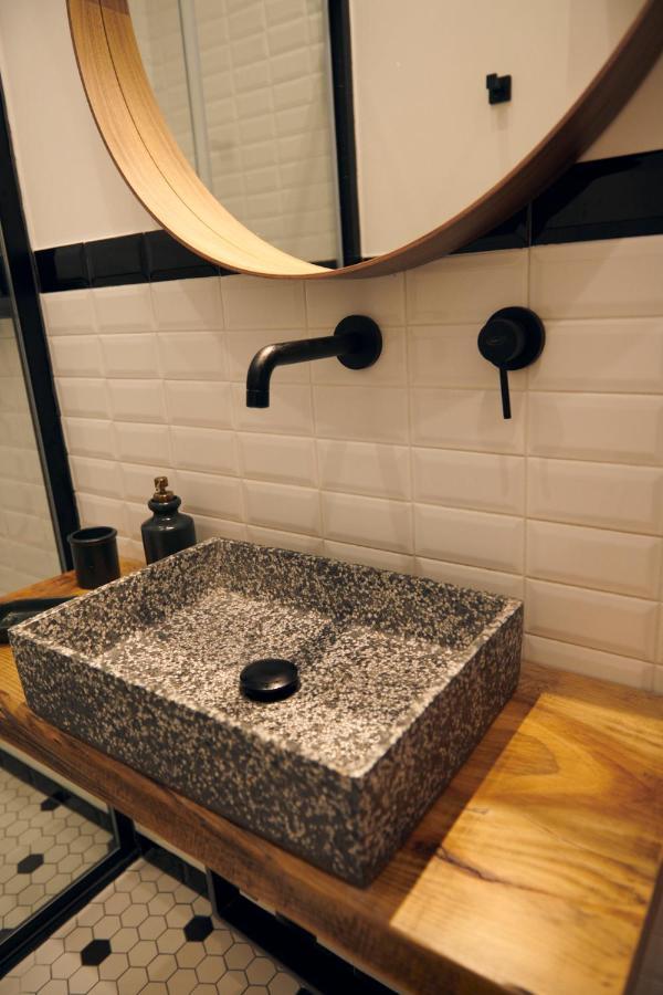 Dada Home, Loft Di 38 Mq Tra Napoli E Pompei Portici Luaran gambar